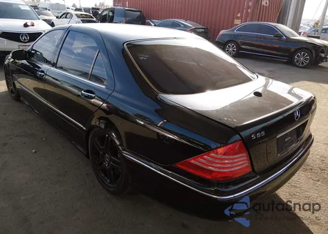 2006 Mercedes-Benz S 65 Amg z USA, uszkodzony, nr VIN WDBNG79J56A472413